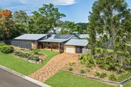 6 Vista Court, Glass House Mountains