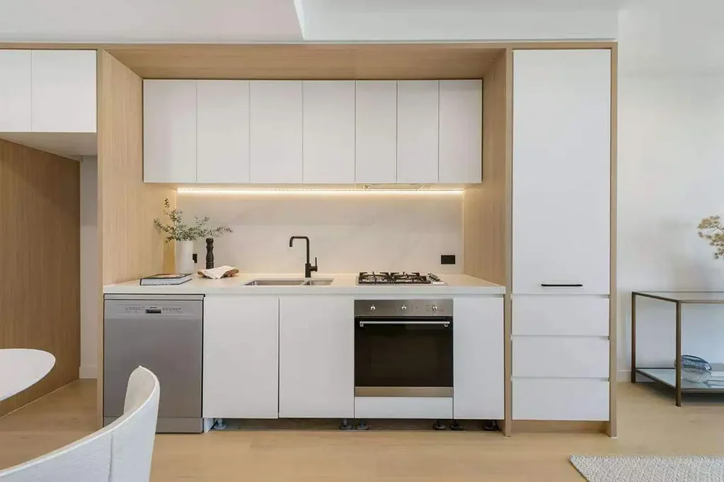 Doncaster 1ห้องนอน Stylish One-Bedroom Apartment in Prime Doncaster Location