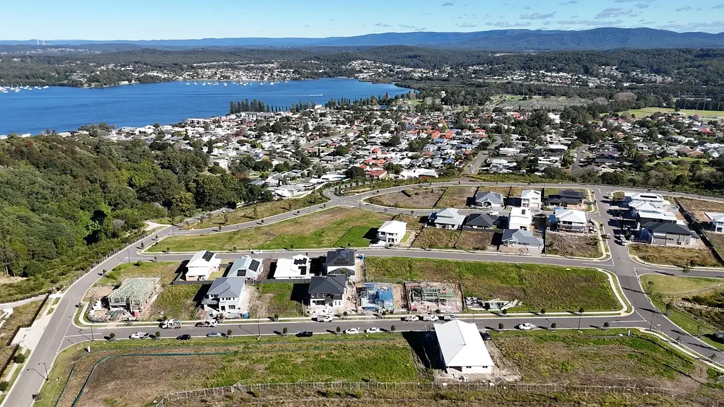 Speers Point  Munibung Hill Estate Stage 3 selling now