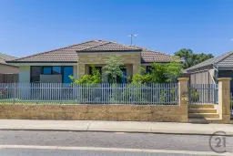 4 Rochdale Circle, Meadow Springs