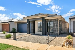 88 Plymouth Drive, Rockbank