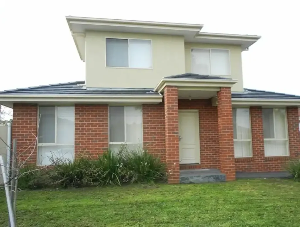 Furnished 1 Bedroom for Rent in Clayton