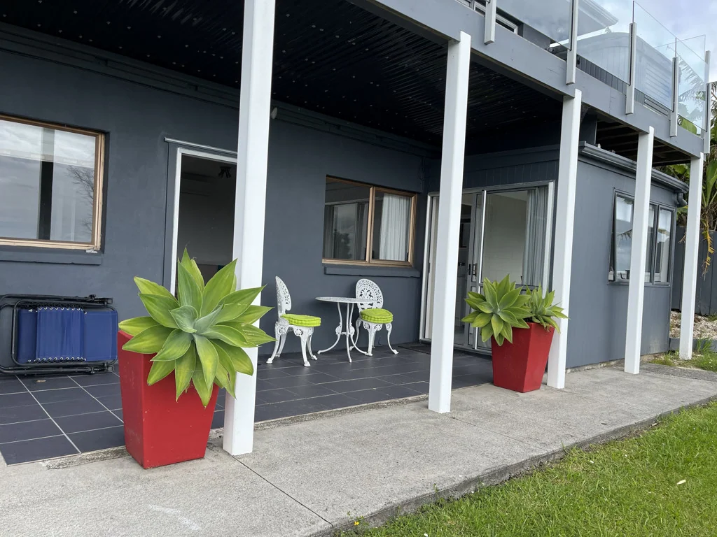 One Bedroom Fully furnished in Orewa