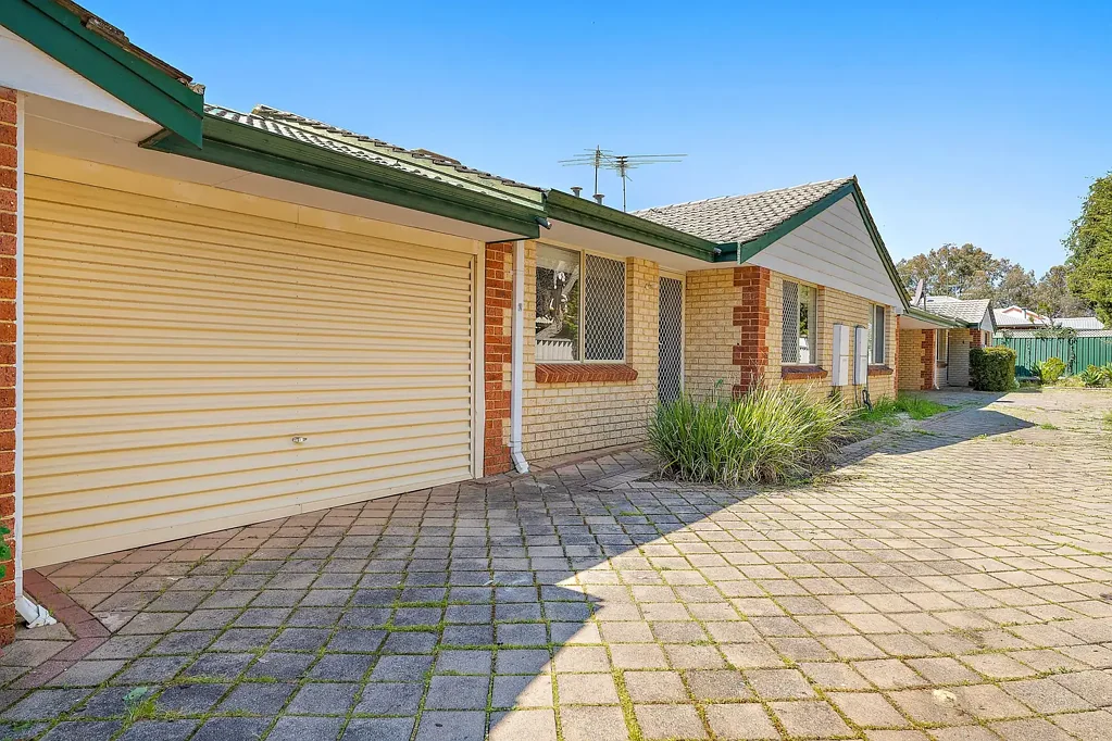 2/33 Holmesdale Road, Woodbridge, WA 6056