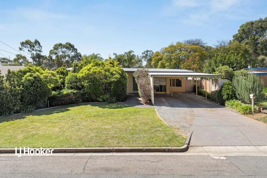 8 Frances Avenue, Para Hills, SA 5096