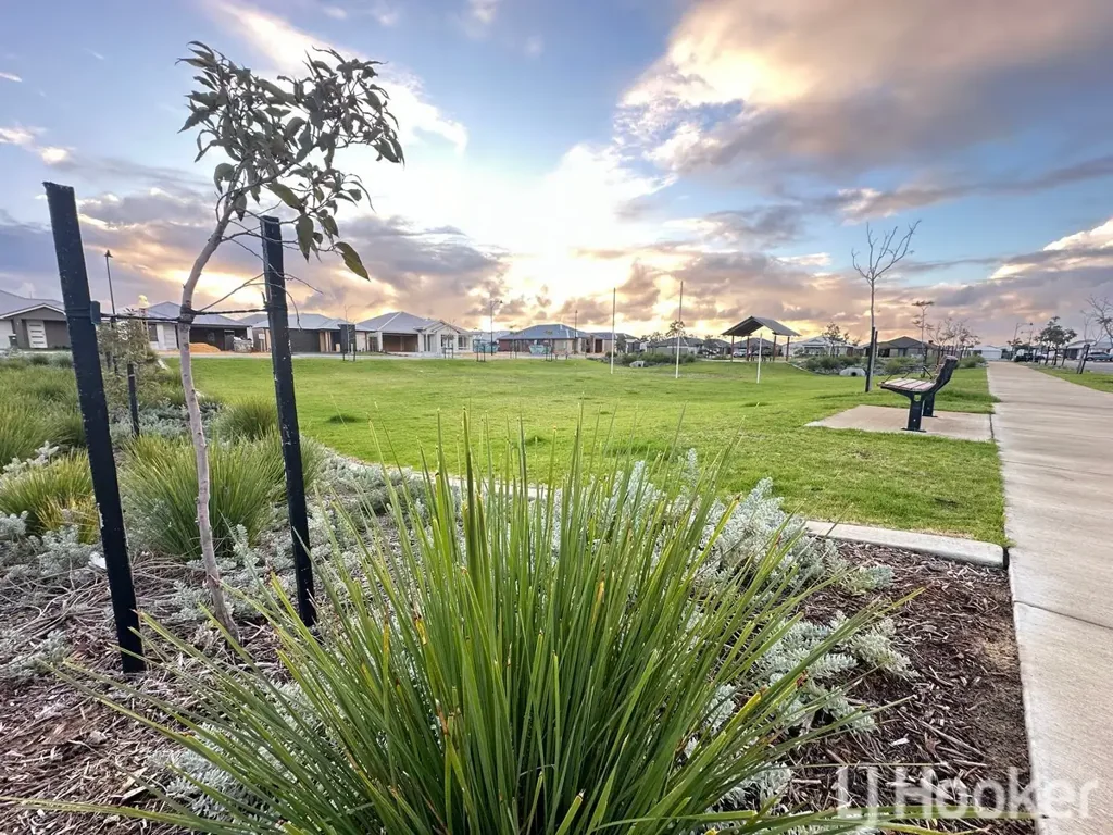 Entertain in Style � Modern 4x2 Home with Large Alfresco