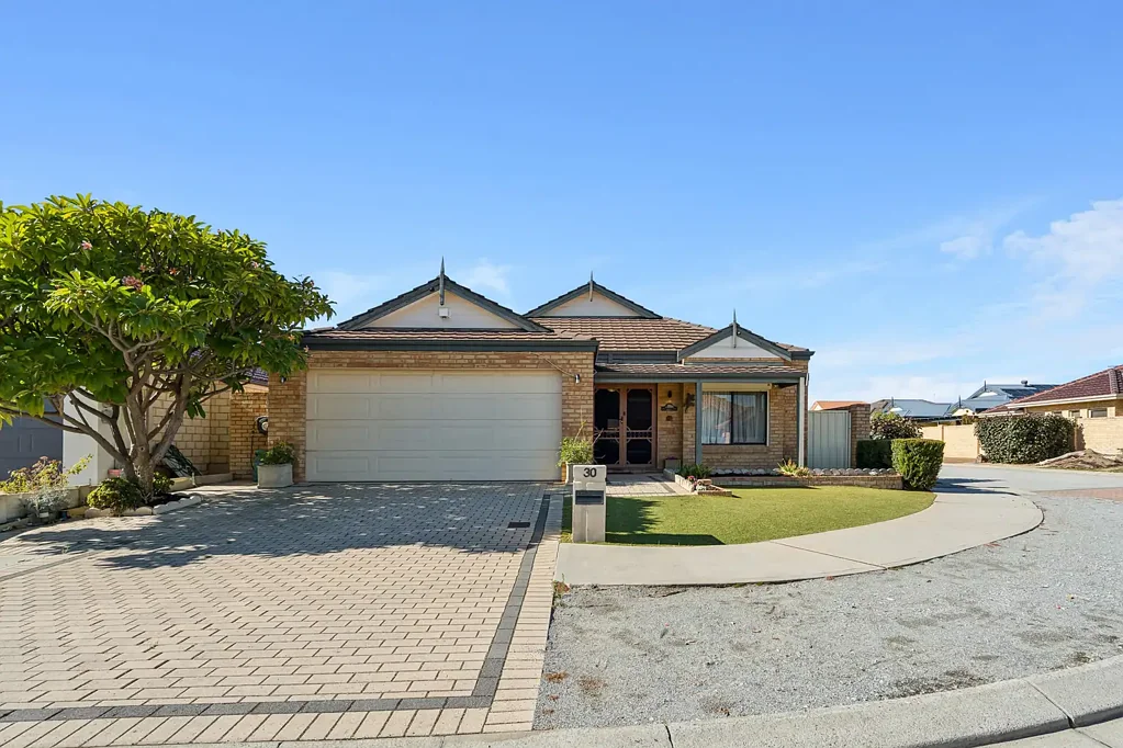 Thornlie 3ห้องนอน It Is All About Location!