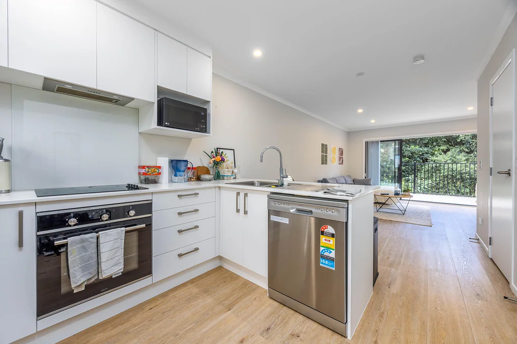 Ranui 2房  Offers Over $500,000