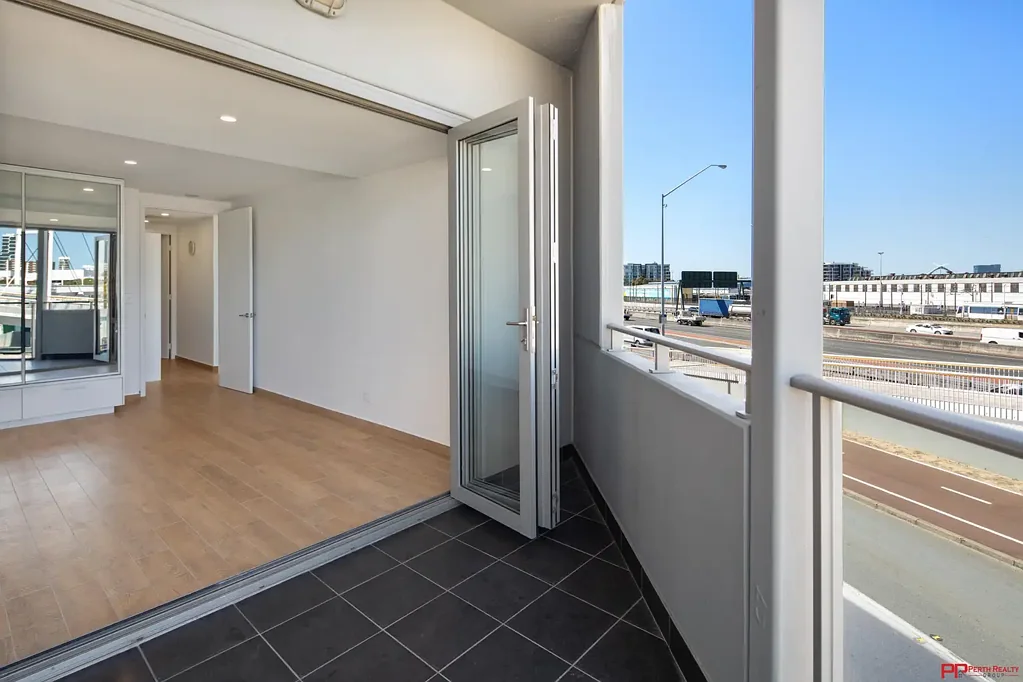 3/32 Edward Street, Perth, WA 6000, 2 Bedrooms, 1 Bathrooms, Apartment
