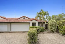 2/6 Buddy Holly Close, Parkwood