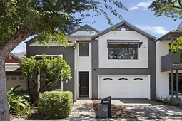 90 Wembley Avenue, Yarraville