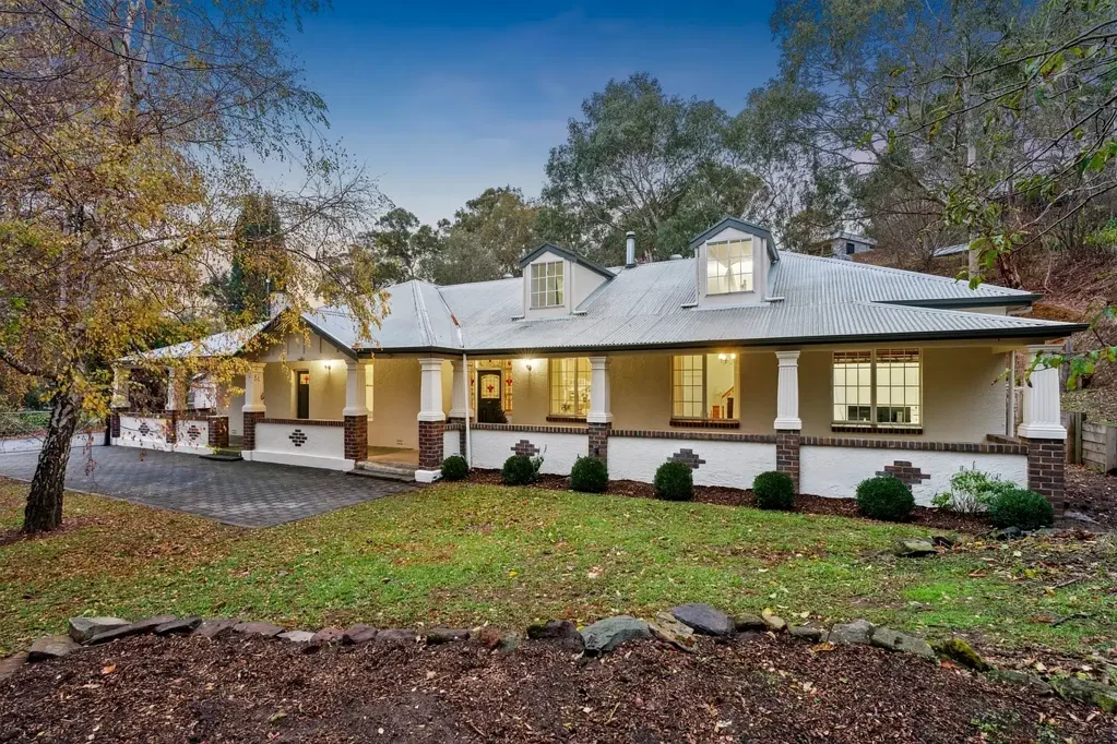 Spacious Character Home with Modern Comforts – Ideal for Families or Professionals