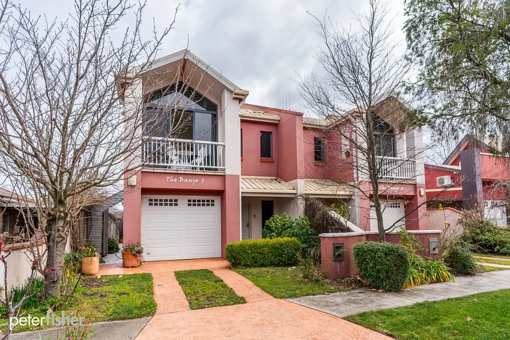 Close to CBD & Cook Park