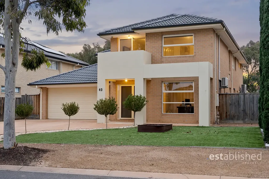 Point Cook 4chambre Where Luxury Living Meets Family Functionality