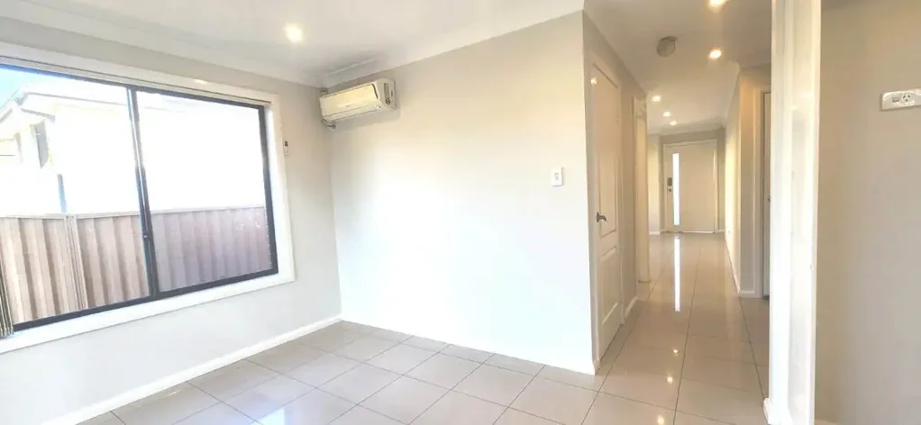 Secure Four Bedroom Family Duplex!!