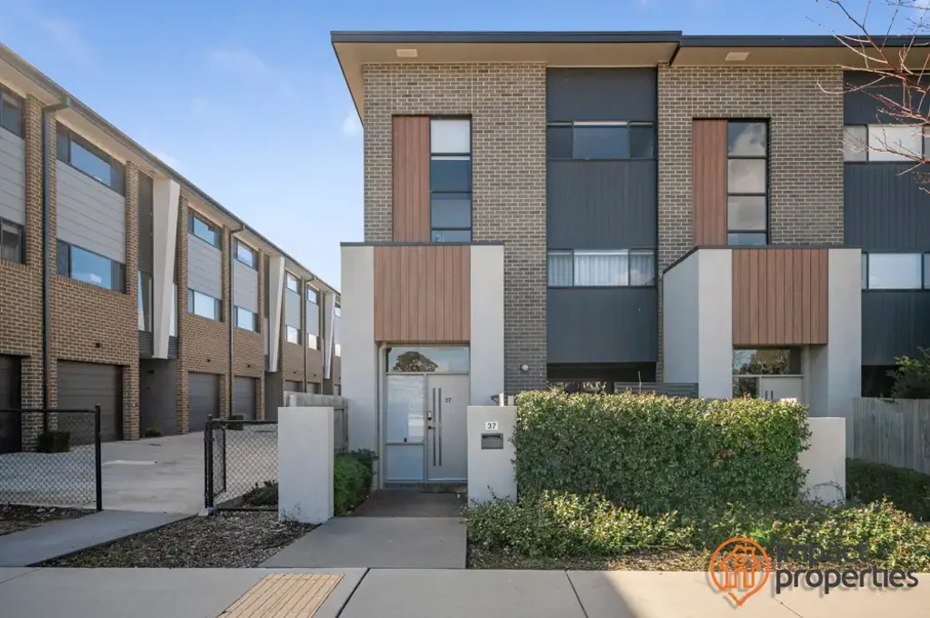 Moncrieff 3ਬੈੱਡਰੂਮ Modern Townhouse Where Comfort Meets Style !