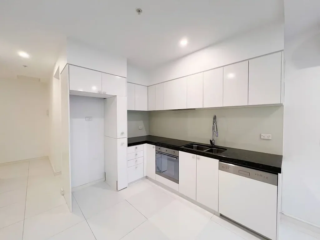 911/228 A'Beckett Street, Melbourne, VIC 3000, 2 Bedrooms, 2 Bathrooms, Apartment