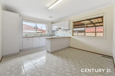 2/21 Edmond Street, Springvale, VIC 3171, 3房, 1浴, Unit