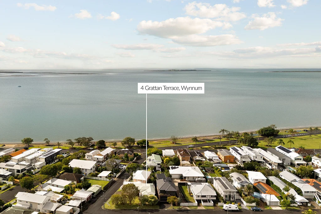 Wynnum 2房 滨水瑰宝584㎡转角地 昆士兰风格高天顶 150米步达海滨 Rare Opportunity in a Prime Wynnum Position