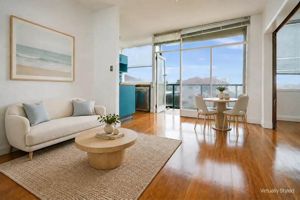 BREATHTAKING WATER VIEWS OVER BONDI BEACH