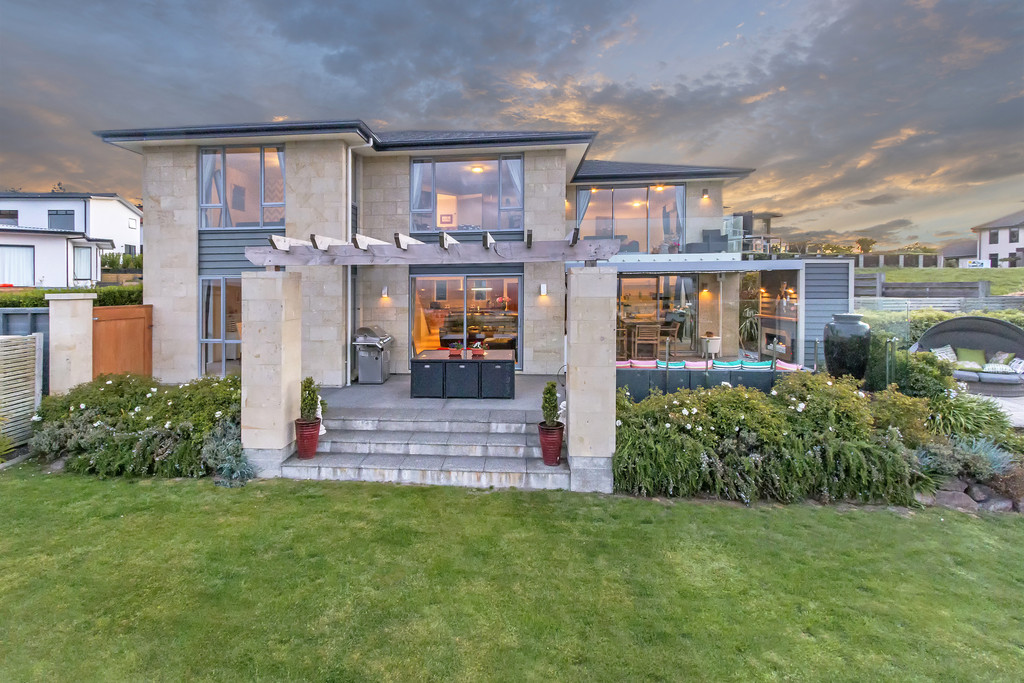 11 Old Barrow Heights, Huntsbury, Christchurch, 4 Bedrooms, 2 Bathrooms