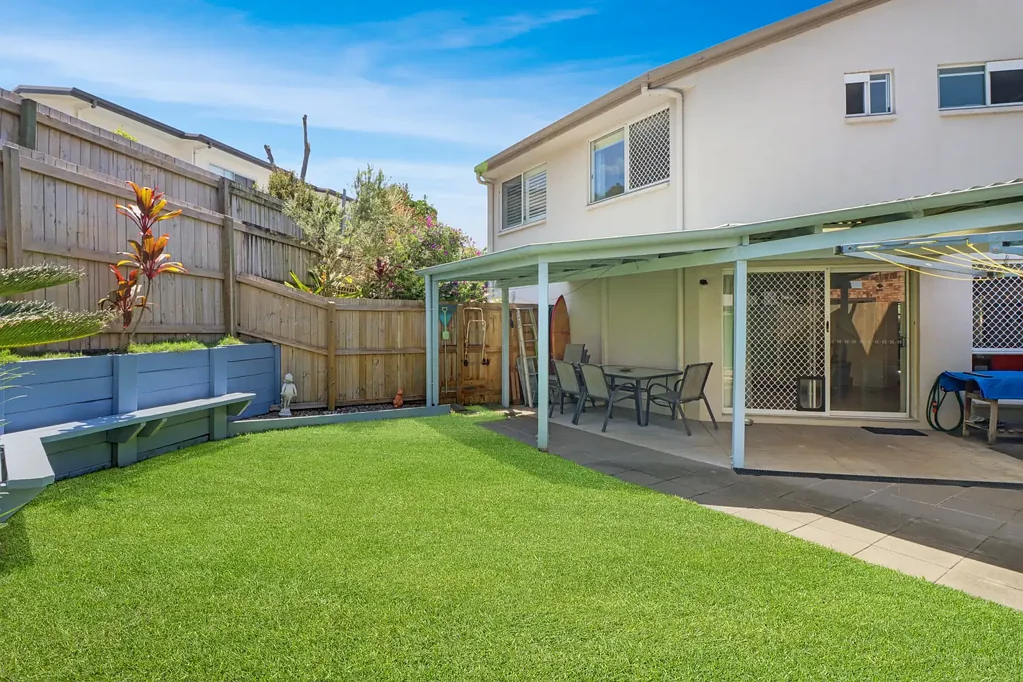 Unit 2/15 Melville Ct, Mount Coolum, QLD 4573