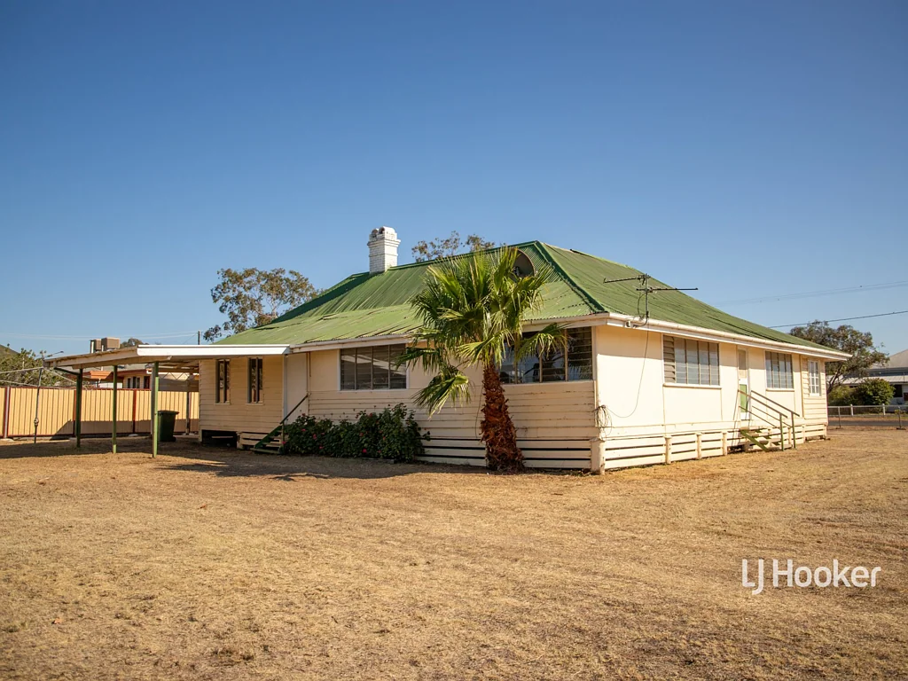 37 Soutter Street, Roma, QLD 4455