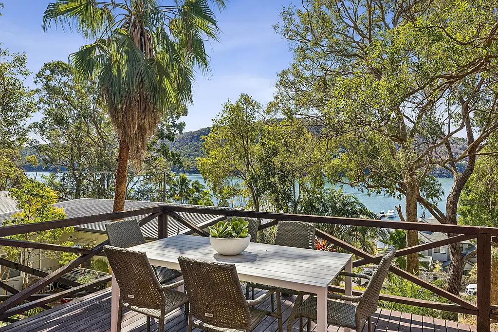 Woy Woy Bay 2બેડરૂમ Elevated bay retreat with panoramic water views
