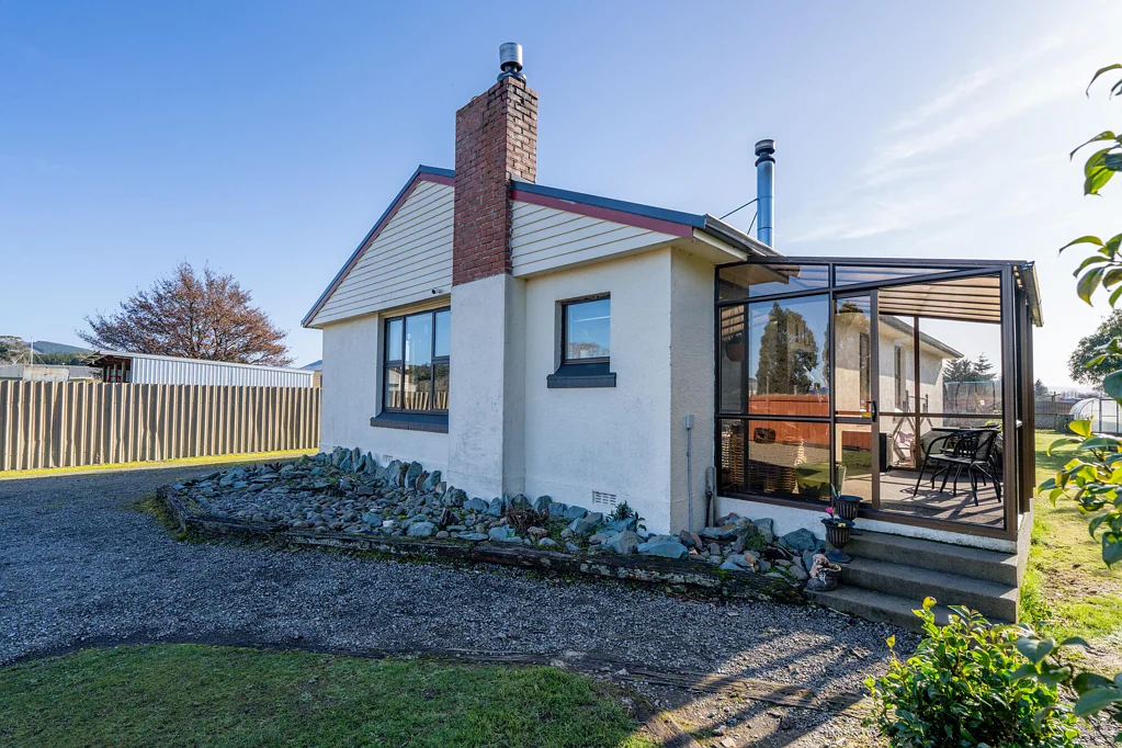 Otautau 4房  Move in, relax and enjoy!