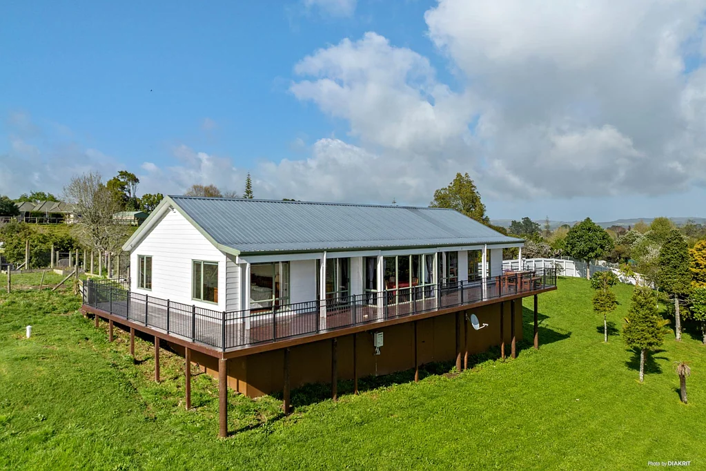Waiuku 3chambre Vendor Overseas & Highly Motivated