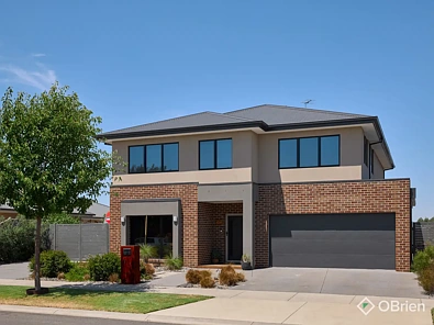 Drouin 5 Slaapkamer Spacious family living with exceptional parking