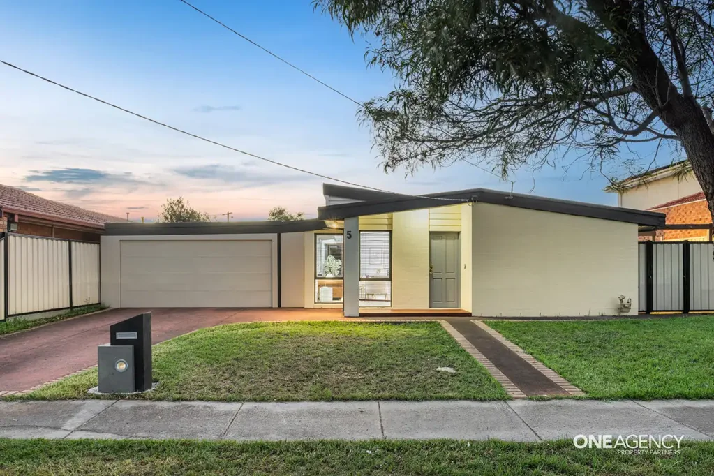 Seabrook 3Kwarto Move-In Ready Family Living in a Prime Location, Zoned for Seabrook Primary