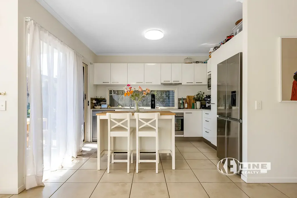 Nambour 2部屋 Contemporary Townhouse Offering Space and Flexibility, Just Minutes from Town