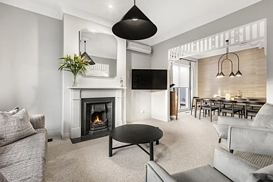 16 Crisp Street, Essendon, VIC 3040, 5 રૂમ, 2 બાથરૂમ, House