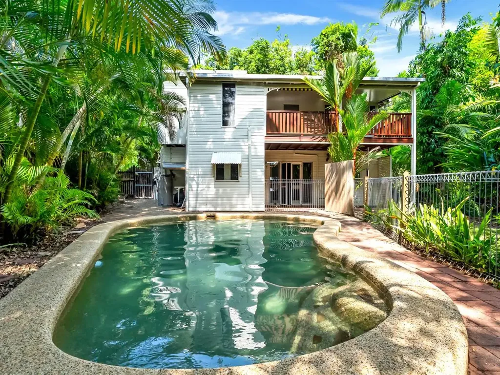 5 Fitch Court, Stratford, QLD 4870