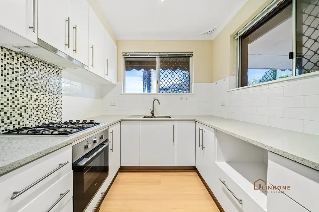 Willetton 3房  RENOVATED FAMILY HOME | ROSSY ZONE | NO STRATA FEES