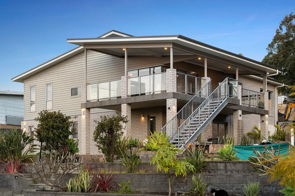 Fletcher 4Kwarto Expansive Family Home Offering Space, Comfort and Future Potential on a Large Block