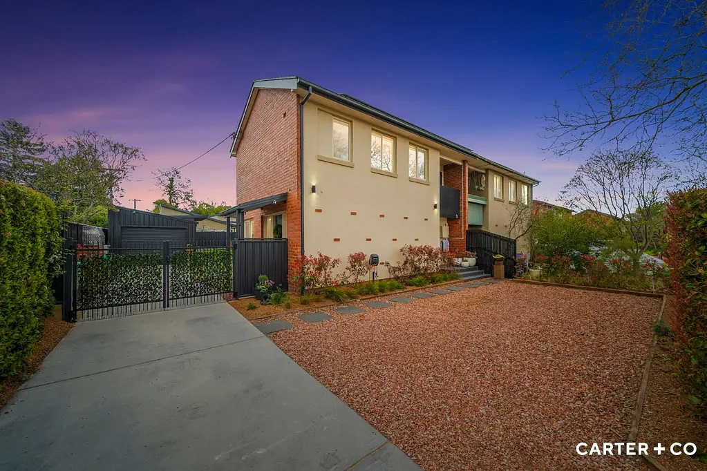 Lyneham 3房  Fully Renovated Lyneham Home