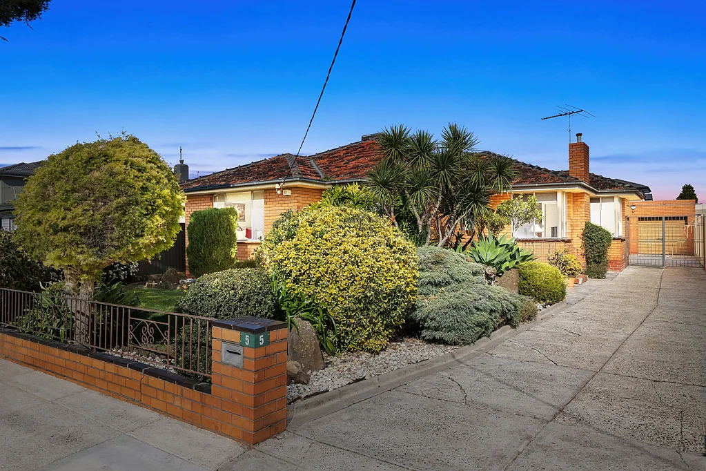 5 Poplar Street, Thomastown, VIC 3074