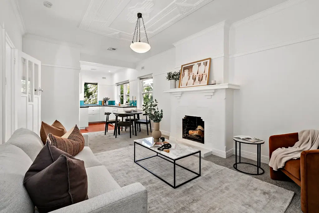 St Kilda East 2બેડરૂમ An Art Deco delight bathed in northern light