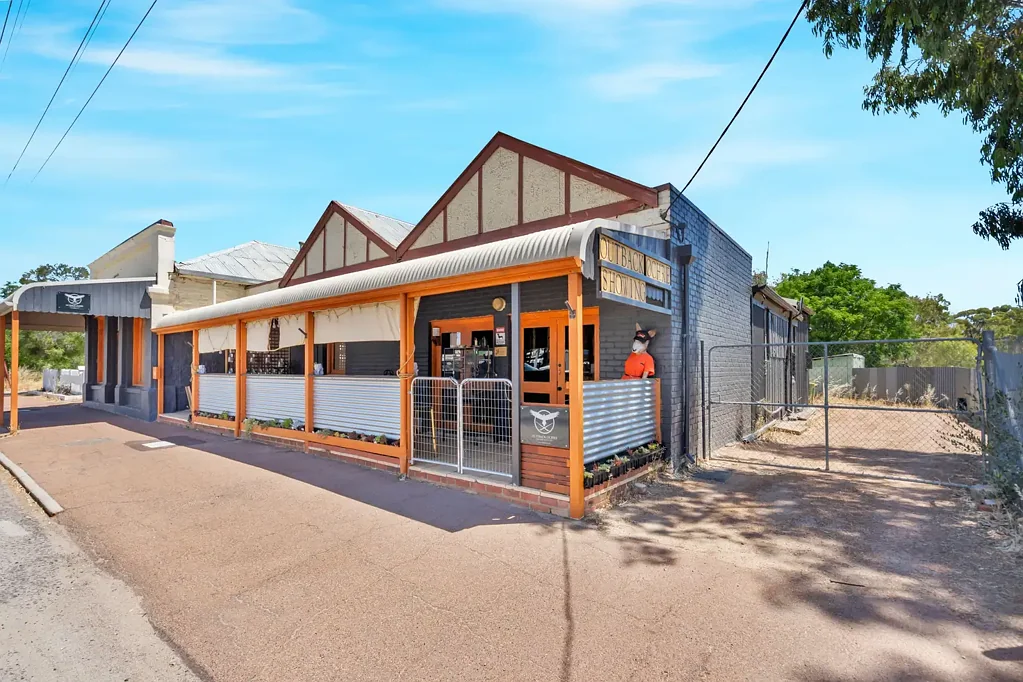53 Avon Tce, York, WA 6302