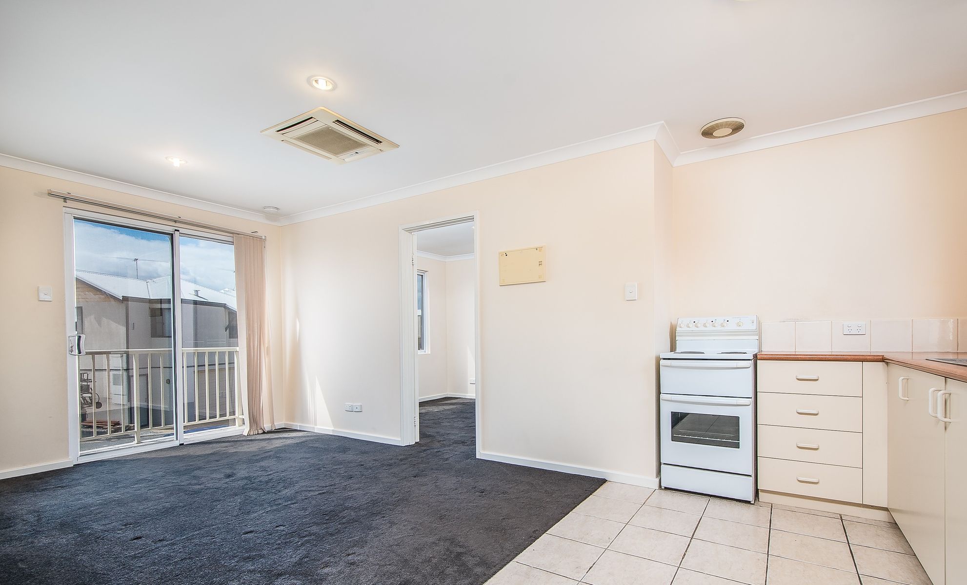 6 ALDGATE ST, JOONDALUP WA 6027, 0房, 0浴, Studio