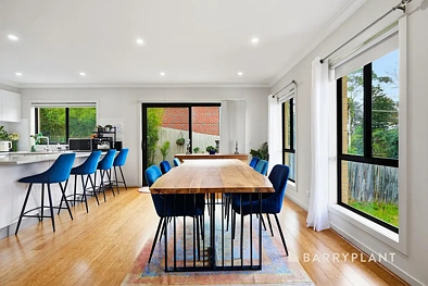 13 Central Avenue, Mooroolbark, VIC 3138, 3房, 2浴, 城市屋