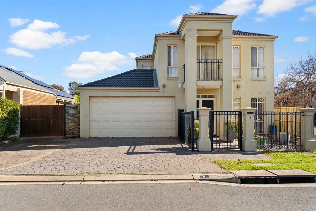Spacious Two Storey Family Living with Solar & Exceptional Outdoor Entertaining