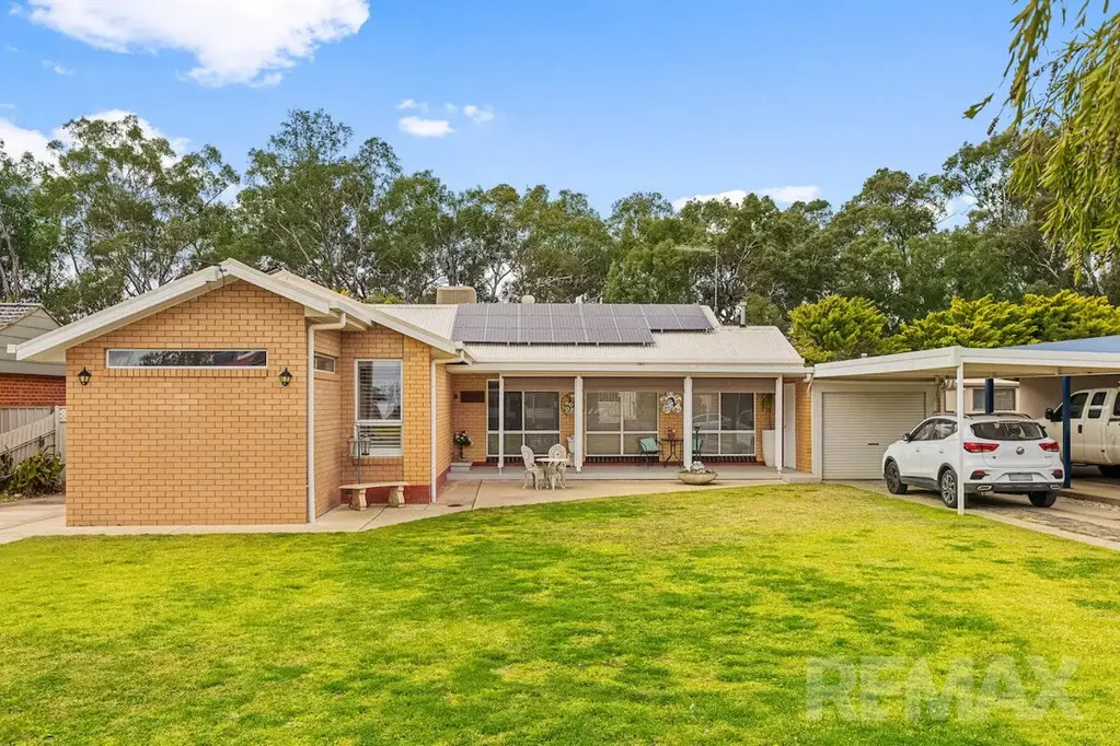 Lake Albert 3房  Beautiful Lake Albert Family Home