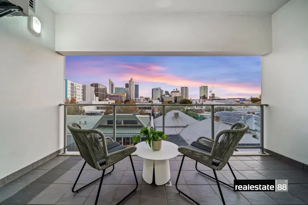 21/98 Lake Street, Northbridge, WA 6003