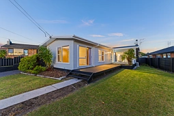 1 Sexton Place, Manurewa East