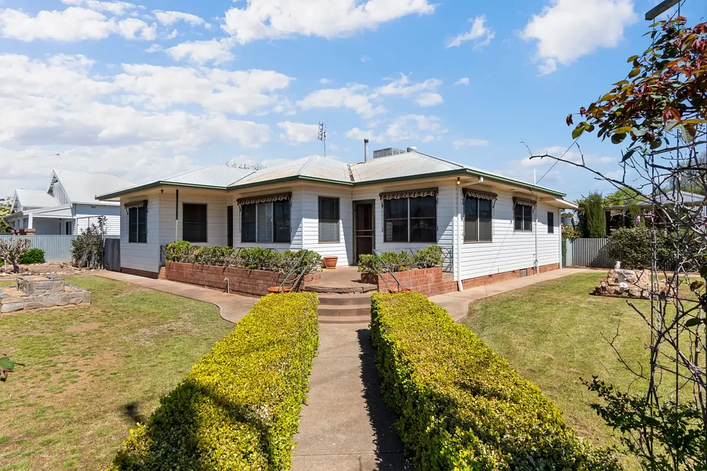 162 Crowley Street, Temora, NSW 2666