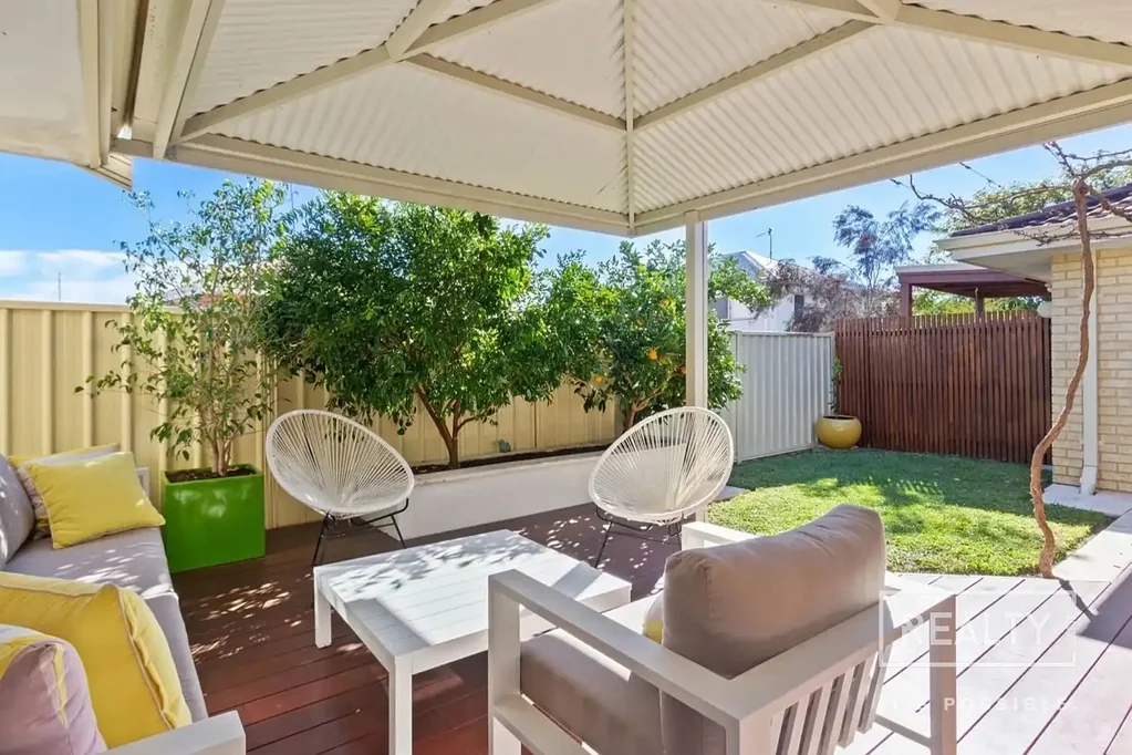 2/54 Stewart Street, Scarborough, WA 6019