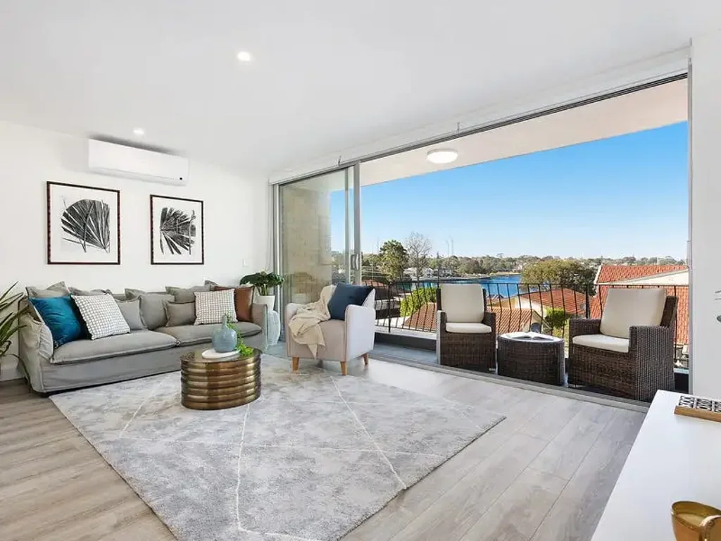 Stunning Three Bedroom Apartment with Water Views